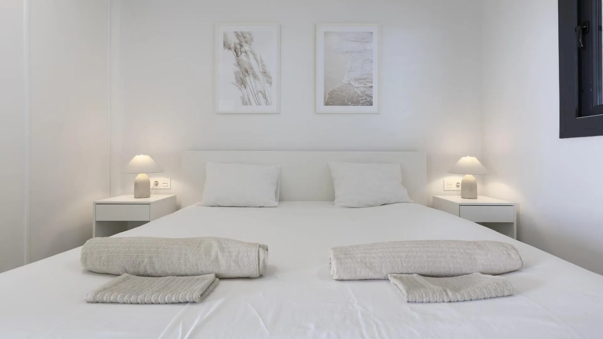 Apartment Elegant Luxury Suite With Terrace In Higueron Fuengirola Spain