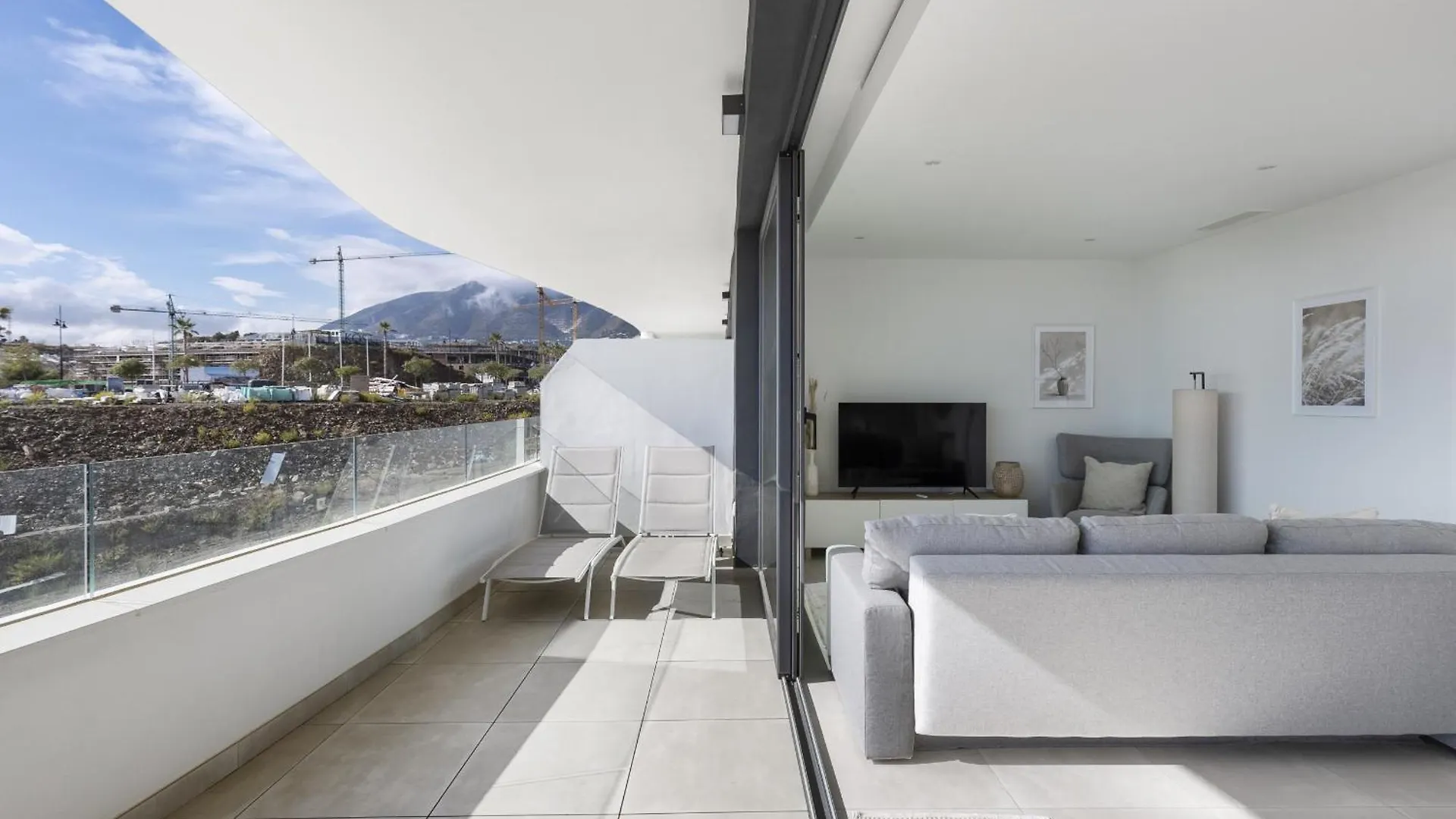 Elegant Luxury Suite With Terrace In Higueron Fuengirola 0*,