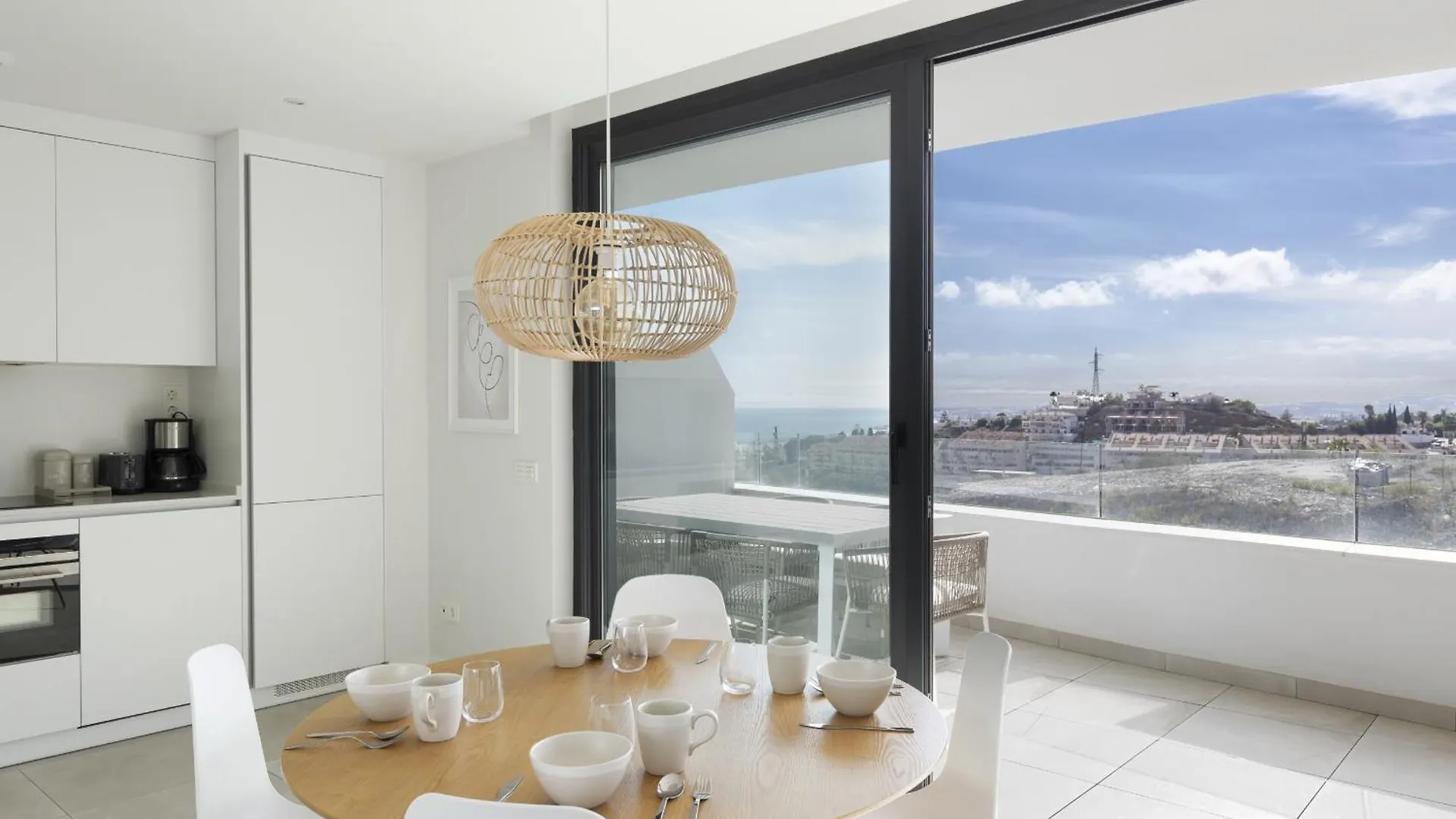 Elegant Luxury Suite With Terrace In Higueron Fuengirola Spain