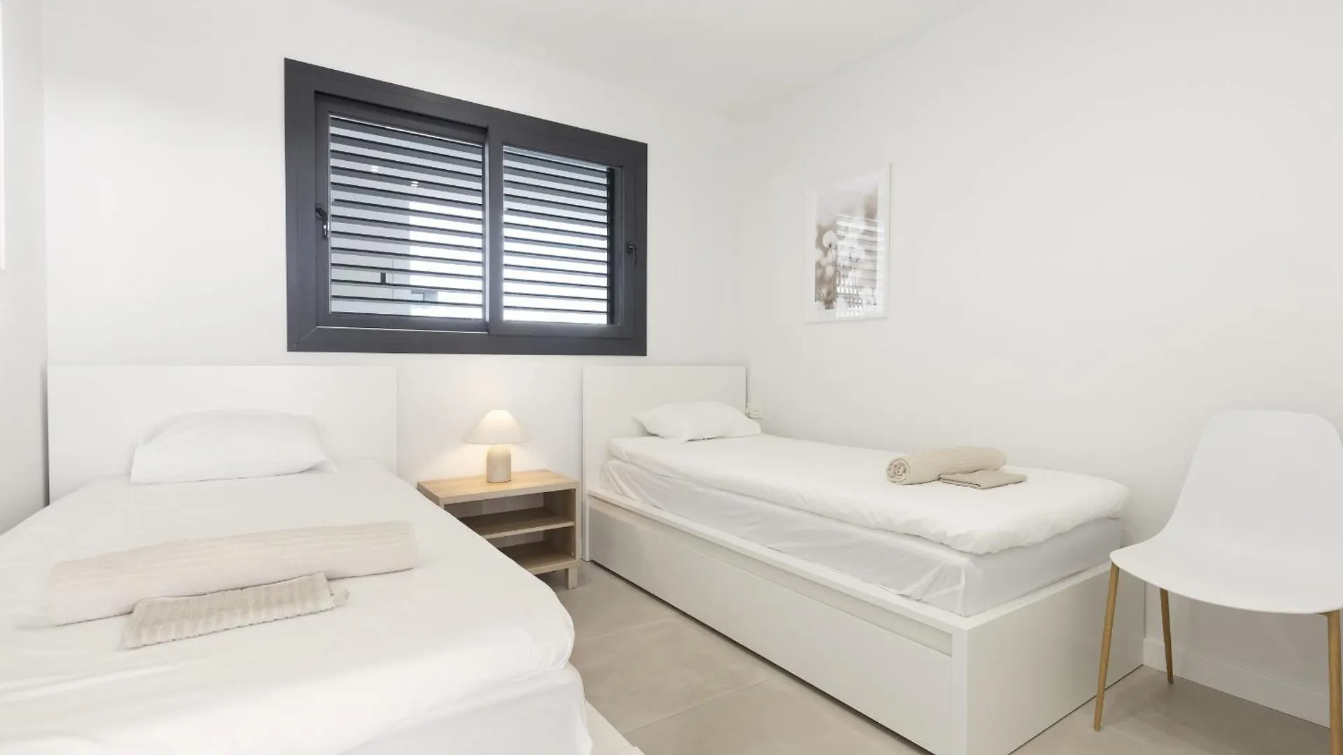Elegant Luxury Suite With Terrace In Higueron Fuengirola Apartment